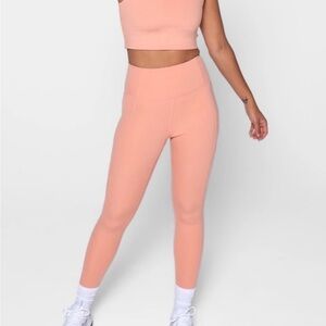 Girlfriend Collective 7/8 compression leggings (sherbet)